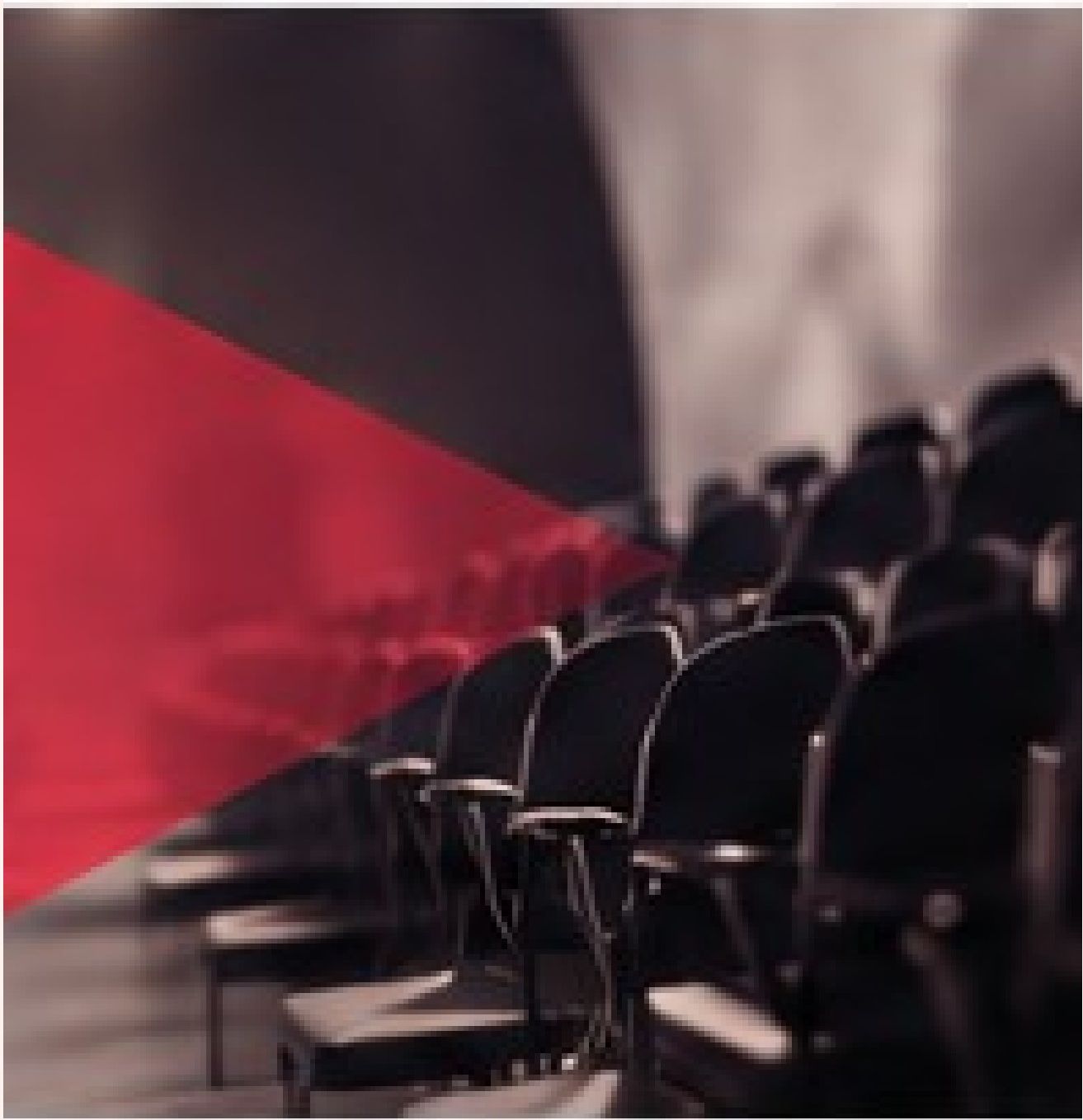Auditório preparado para um evento corporativo